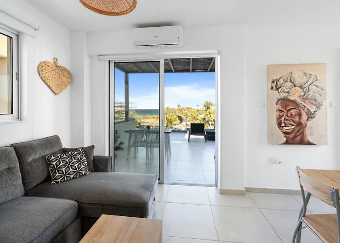 Wake Up By The Sea Beachfront Flats - Protaras